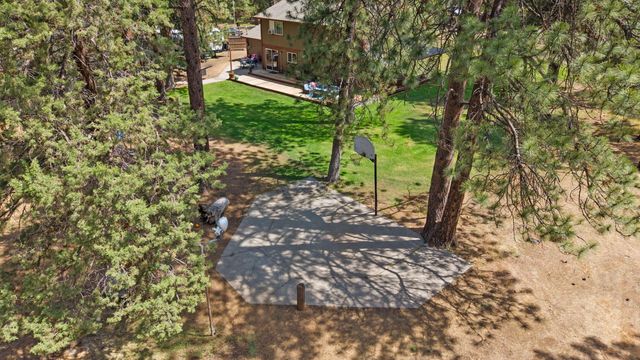 60488 Umatilla Circle, Bend, OR 97702