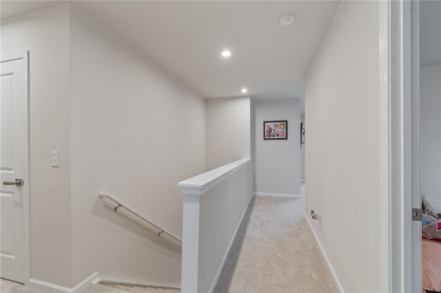 1579 Meadowbrook Lane, Farmington, NY 14425