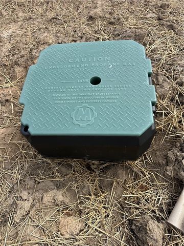 1579 Meadowbrook Lane, Farmington, NY 14425