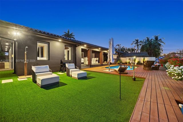 16431 NE 34th Avenue, North Miami Beach, FL 33160
