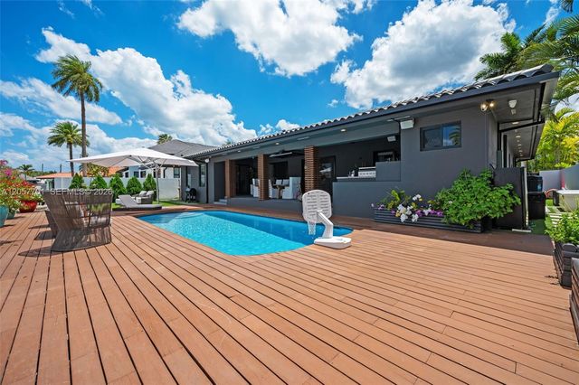 16431 NE 34th Avenue, North Miami Beach, FL 33160