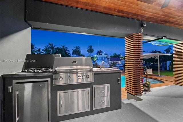 16431 NE 34th Avenue, North Miami Beach, FL 33160