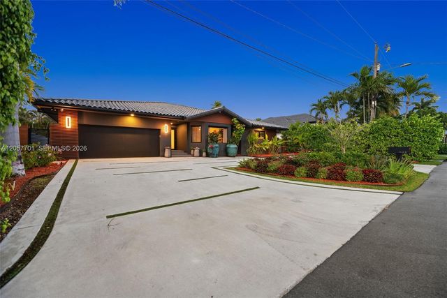 16431 NE 34th Avenue, North Miami Beach, FL 33160