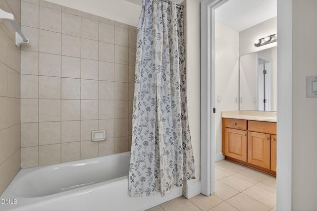 316 Wescott Ridge Drive, Holly Springs, NC 27540