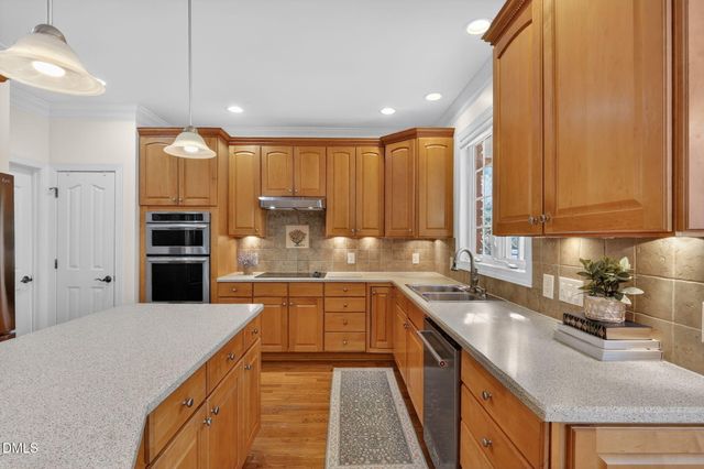 316 Wescott Ridge Drive, Holly Springs, NC 27540