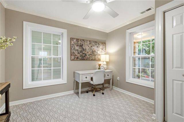 4331 Bell Street, Kansas City, MO 64111