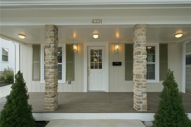 4331 Bell Street, Kansas City, MO 64111