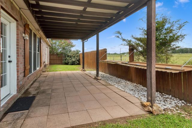 106 Country View Circle, Pottsboro, TX 75076