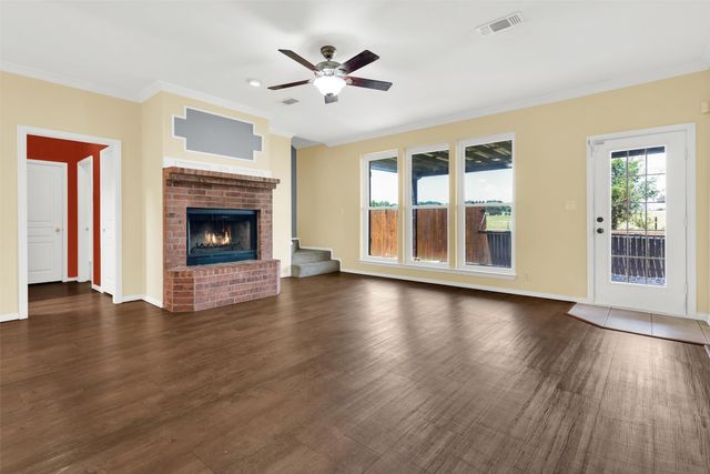 106 Country View Circle, Pottsboro, TX 75076