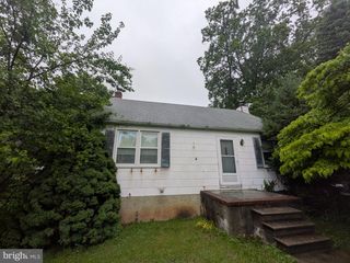 1302 DORCHESTER AVE, Baltimore, MD 21207