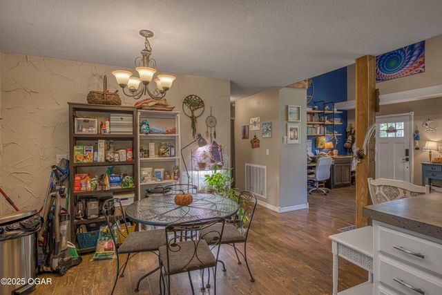 6335 W Junge Boulevard, Joplin, MO 64804