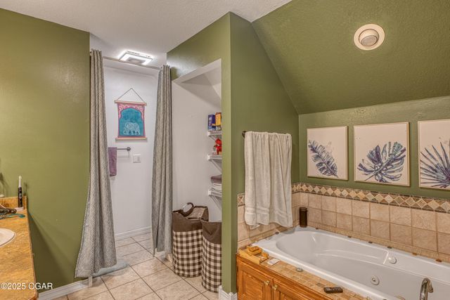 6335 W Junge Boulevard, Joplin, MO 64804