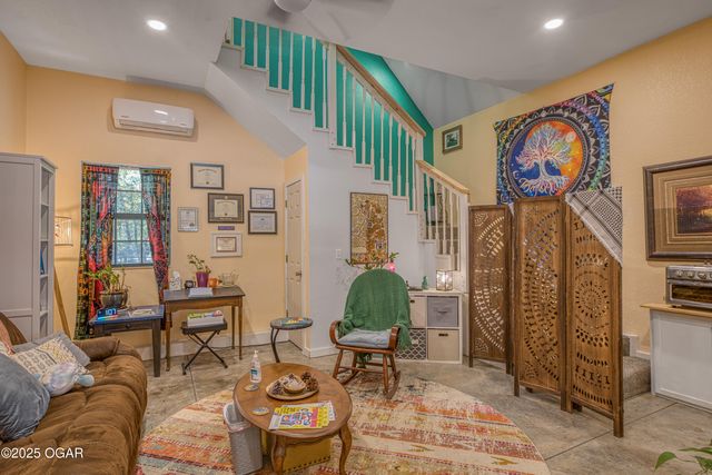 6335 W Junge Boulevard, Joplin, MO 64804