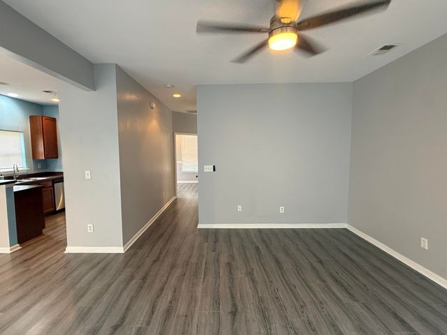 194 Avonshire Drive, Summerville, SC 29483