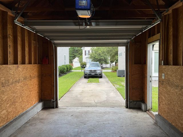 194 Avonshire Drive, Summerville, SC 29483