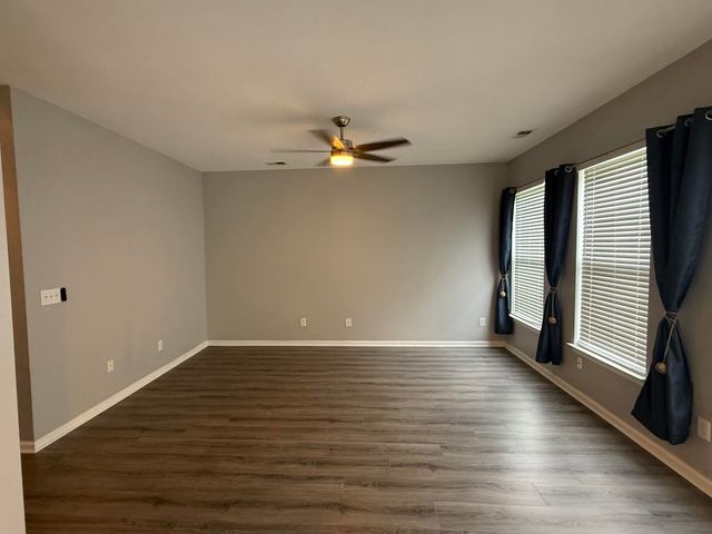 194 Avonshire Drive, Summerville, SC 29483