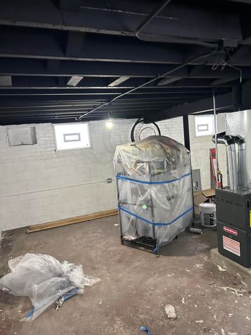 647 Vermont Street, Gary, IN 46402