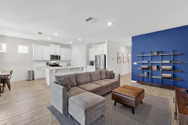 1558 TISBURY PT, Sanford, FL 32771