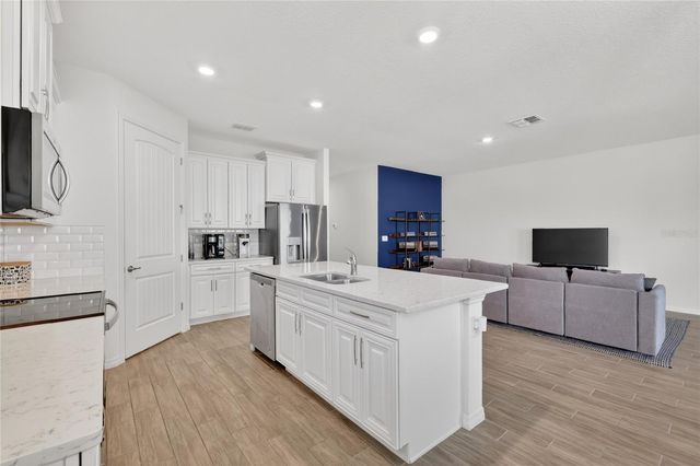 1558 TISBURY PT, Sanford, FL 32771