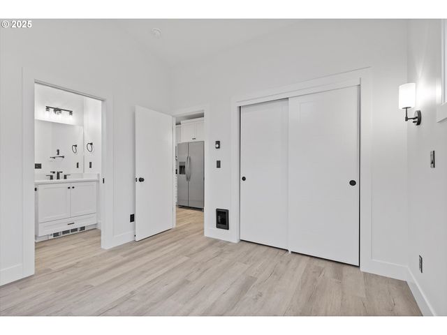 313 Se OAR Ave, Lincoln City, OR 97367