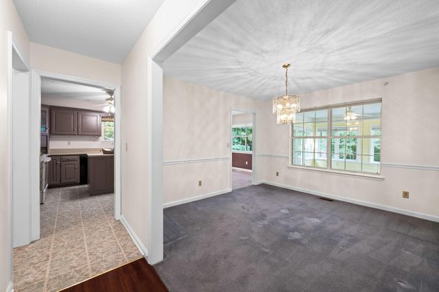 555 Blue Bird Lane, Ringgold, GA 30736