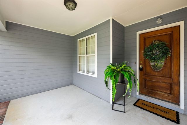 555 Blue Bird Lane, Ringgold, GA 30736