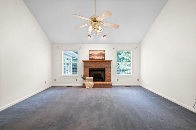 555 Blue Bird Lane, Ringgold, GA 30736