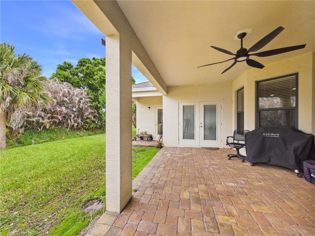 5919 Brae Burn Circle, Vero Beach, FL 32967