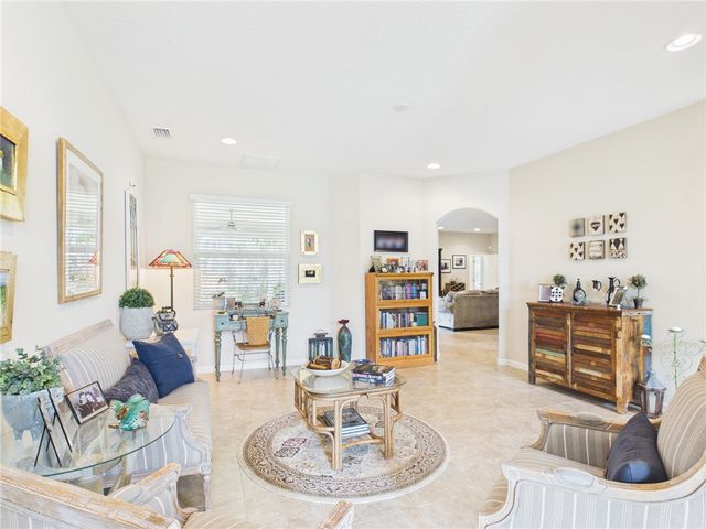 5919 Brae Burn Circle, Vero Beach, FL 32967