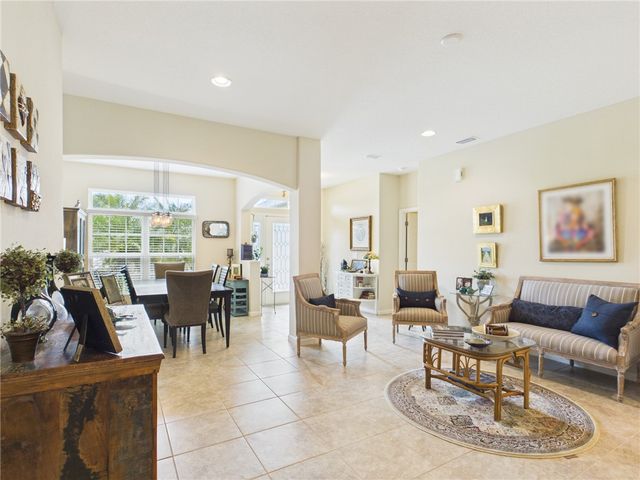 5919 Brae Burn Circle, Vero Beach, FL 32967