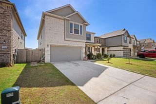 724 Bailey Park DR, Jarrell, TX 76537