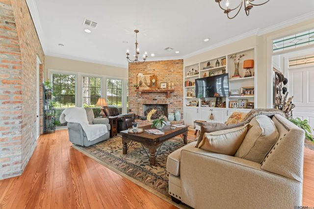 3525 Berkley Hill Ave, Baton Rouge, LA 70809