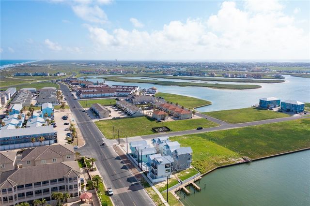14931 Leeward Dr, Corpus Christi, TX 78418