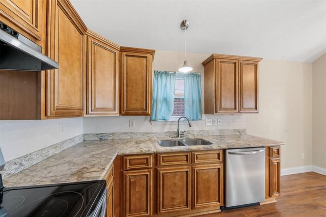 3460 Lake Arthur Drive, Port Arthur, TX 77642