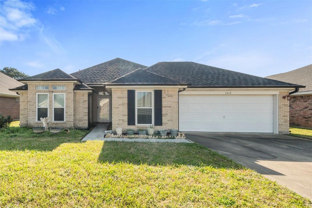 3460 Lake Arthur Drive, Port Arthur, TX 77642