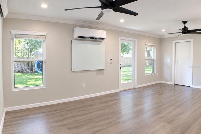 8042 RIDGE WAY, Orlando, FL 32817