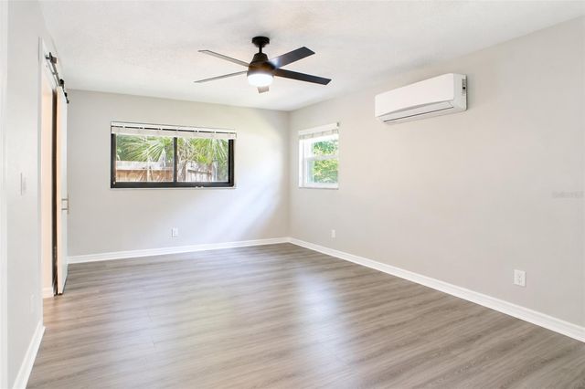 8042 RIDGE WAY, Orlando, FL 32817
