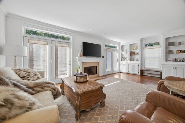 2201 Old Hickory Blvd, Nashville, TN 37215