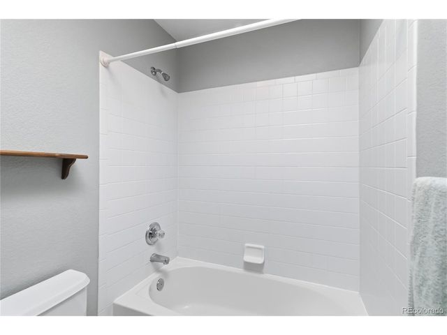 10612 Clarke Farms Dr, Parker, CO 80134