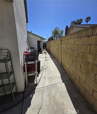 3151 E Radcliffe, Anaheim, CA 92806