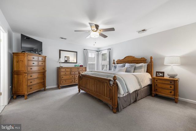9693 ROYAL CREST CIR, Frederick, MD 21704