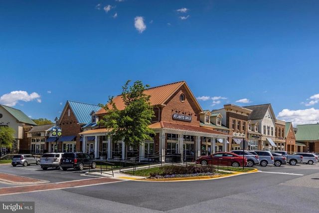 9693 ROYAL CREST CIR, Frederick, MD 21704