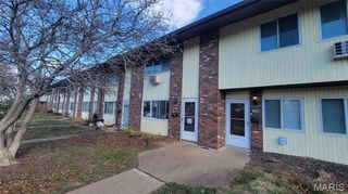 7740 Hazelcrest Drive, Hazelwood, MO 63042