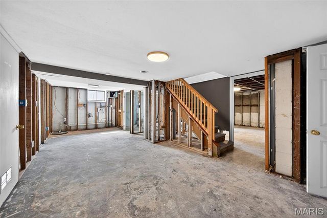 5208 Roberta Drive, High Ridge, MO 63049