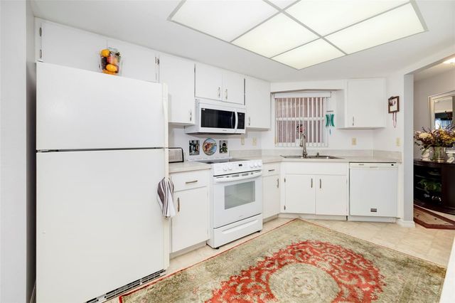 841 BAYPORT CIRCLE, Venice, FL 34292