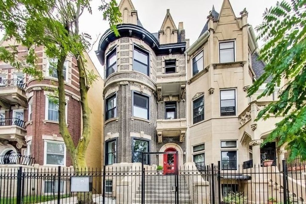 4516 S King Drive 3, Chicago, IL 60653