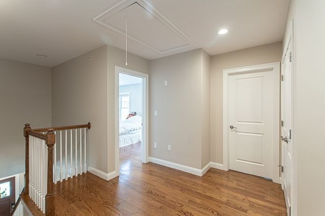 64 Evergreen Avenue 8, Bedford, MA 01730