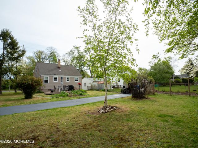 917 Mountain Avenue, Middlesex, NJ 08846