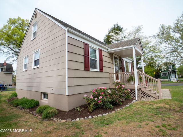 917 Mountain Avenue, Middlesex, NJ 08846