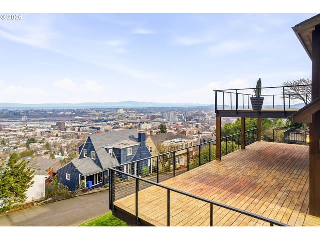 302 Nw ALBEMARLE Ter, Portland, OR 97210